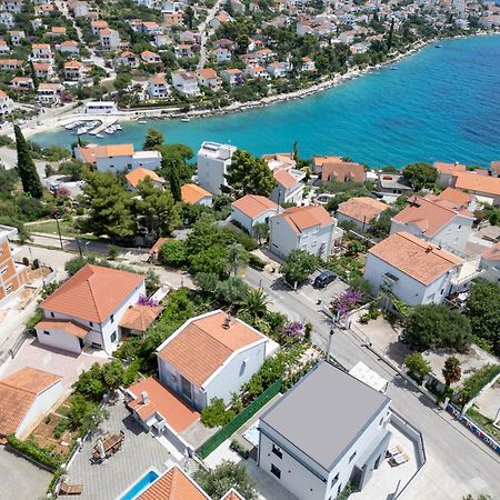 Villa Roma Sauna And Hydrotherapy Pool Trogir Exteriör bild