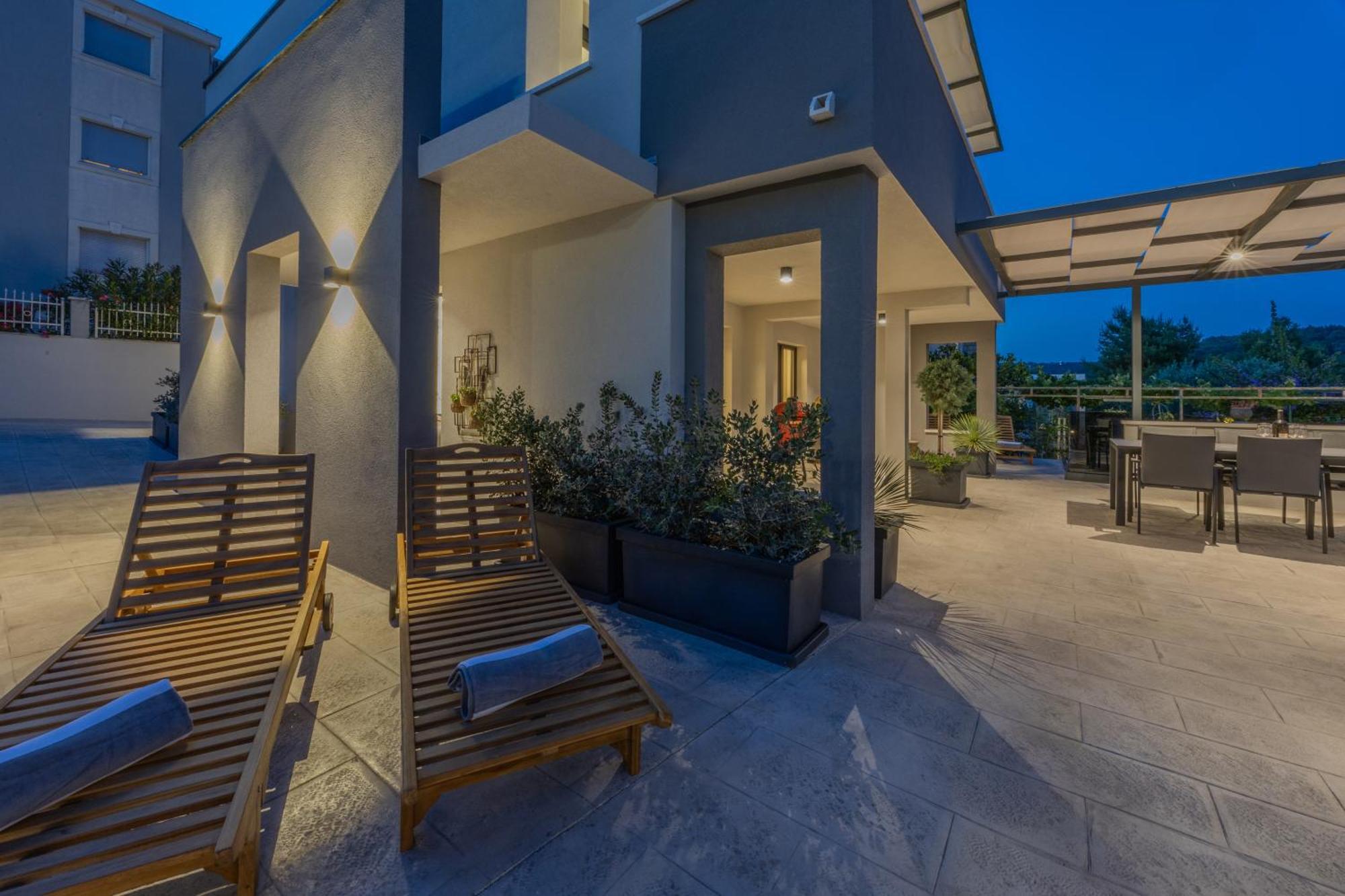 Villa Roma Sauna And Hydrotherapy Pool Trogir Exteriör bild